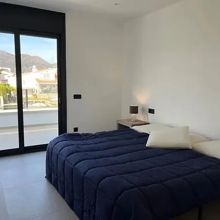 Villa Elegant In + Pool